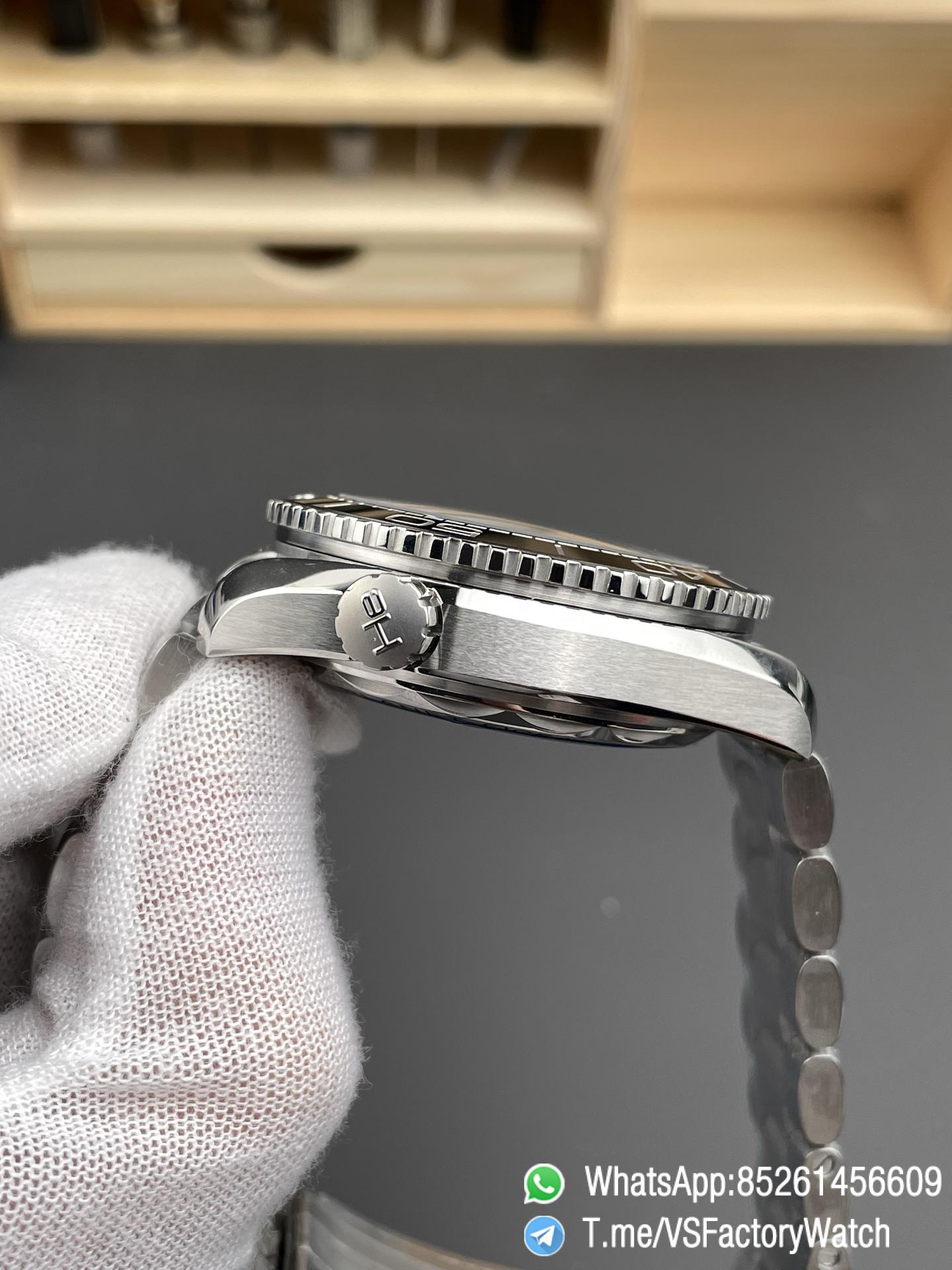 VSF Seamaster Planet Ocean 600m Black Dial Black Quarter Orange Index Ceramic Bezel 43.5mm Steel on Steel SuperClone 8900 Carliber 05 VSF Seamaster Planet Ocean 600m Black Dial Black Quarter Orange Index Ceramic Bezel 43.5mm Steel on Steel SuperClone 8900 Carliber 05