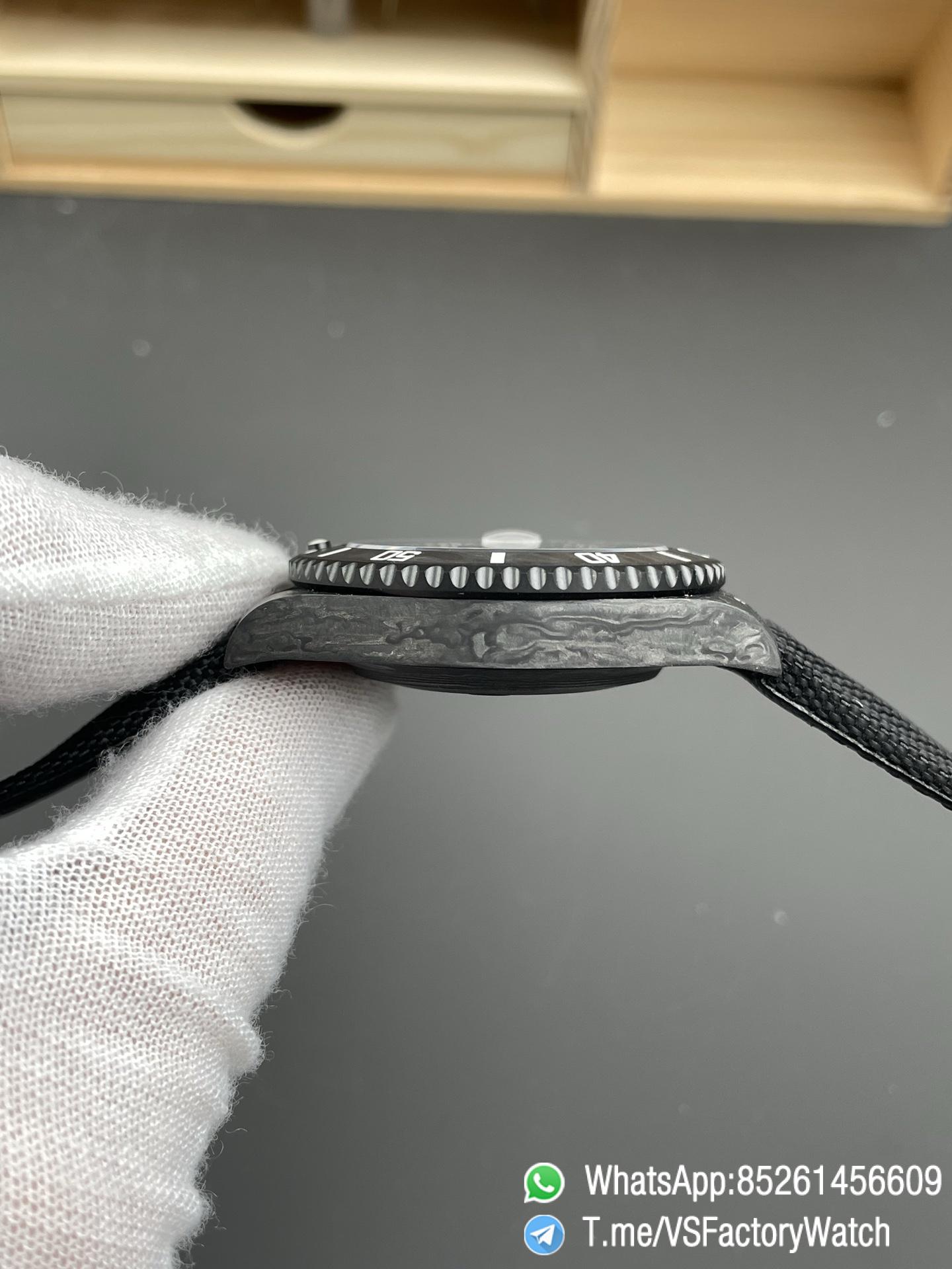 VSF Role Submariner DiW 40mm Black Carbon Case Black Carbon Bezel Black Carbon Dial on Black Nylon Strap DanDong 3135 Movement 05 VSF Role Submariner DiW 40mm Black Carbon Case Black Carbon Bezel Black Carbon Dial on Black Nylon Strap DanDong 3135 Movement 05
