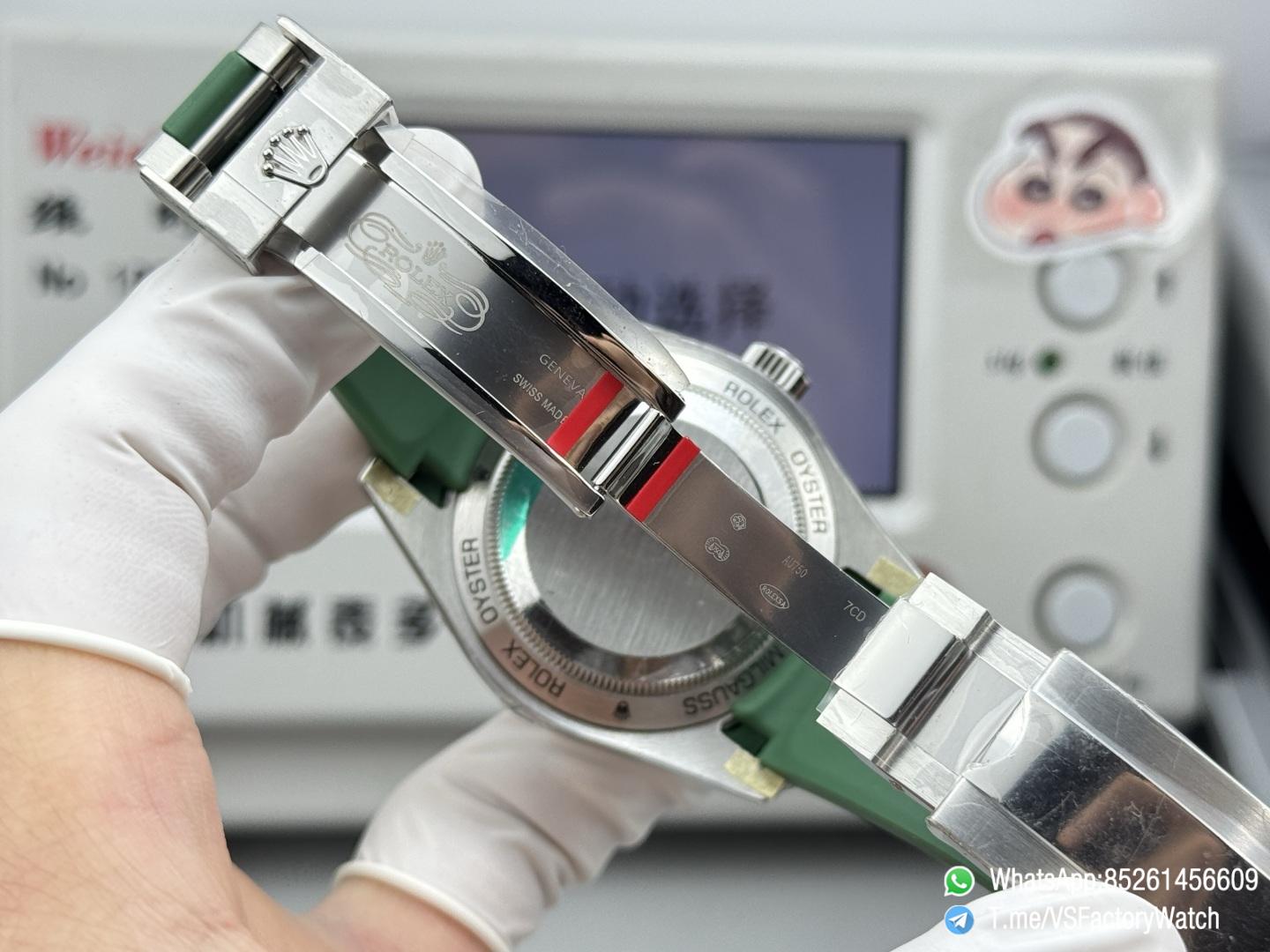 VSF Watch Milgauss 116400 Green Dial Orange Lightning Second Hand Green Crystal Steel Case Smooth Bezel Green Rubber Strap VS3131 Movement 09 VSF Watch Milgauss 116400 Green Dial Orange Lightning Second Hand Green Crystal Steel Case Smooth Bezel Green Rubber Strap VS3131 Movement 09